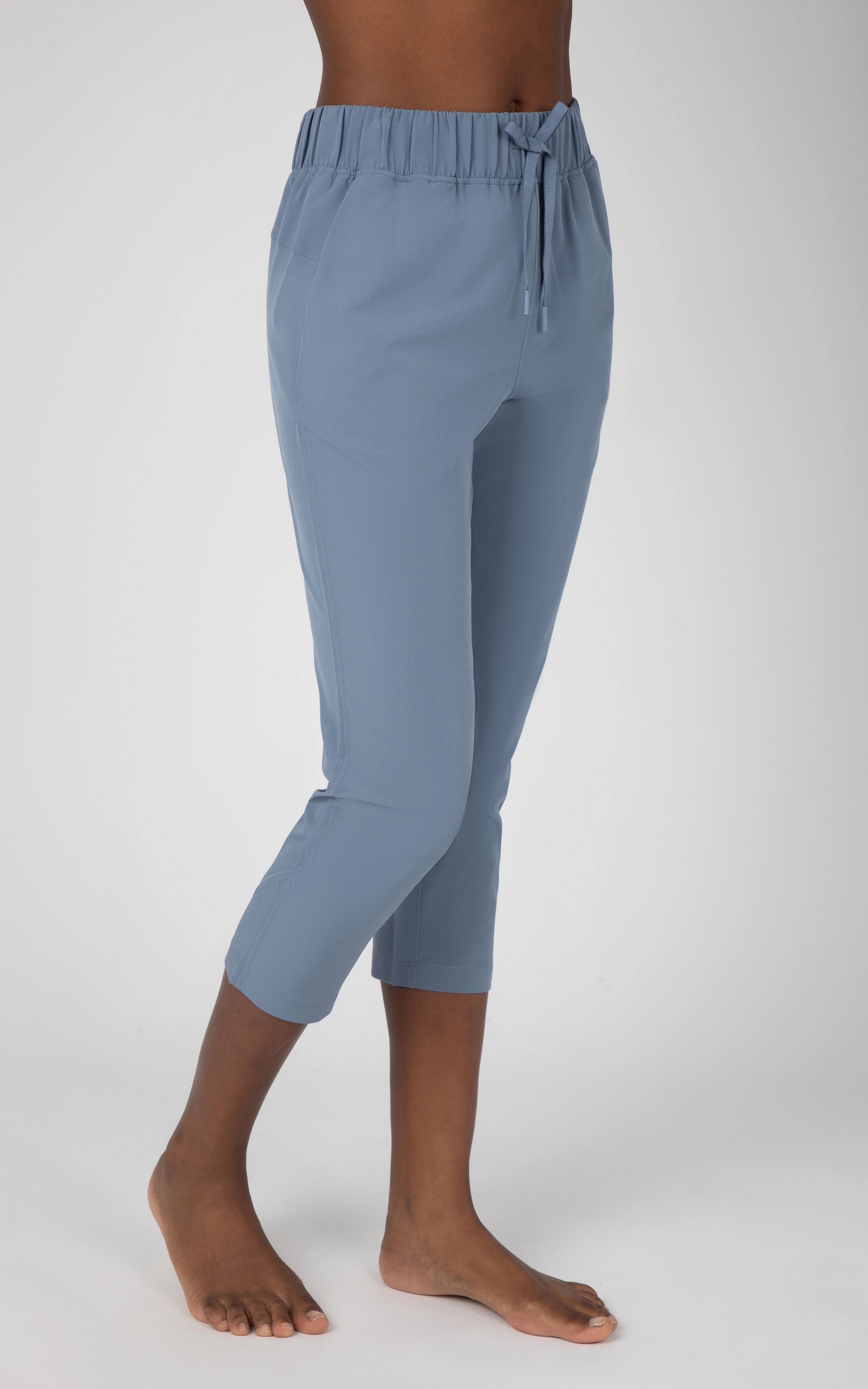 Citylite Woven Travel Capri