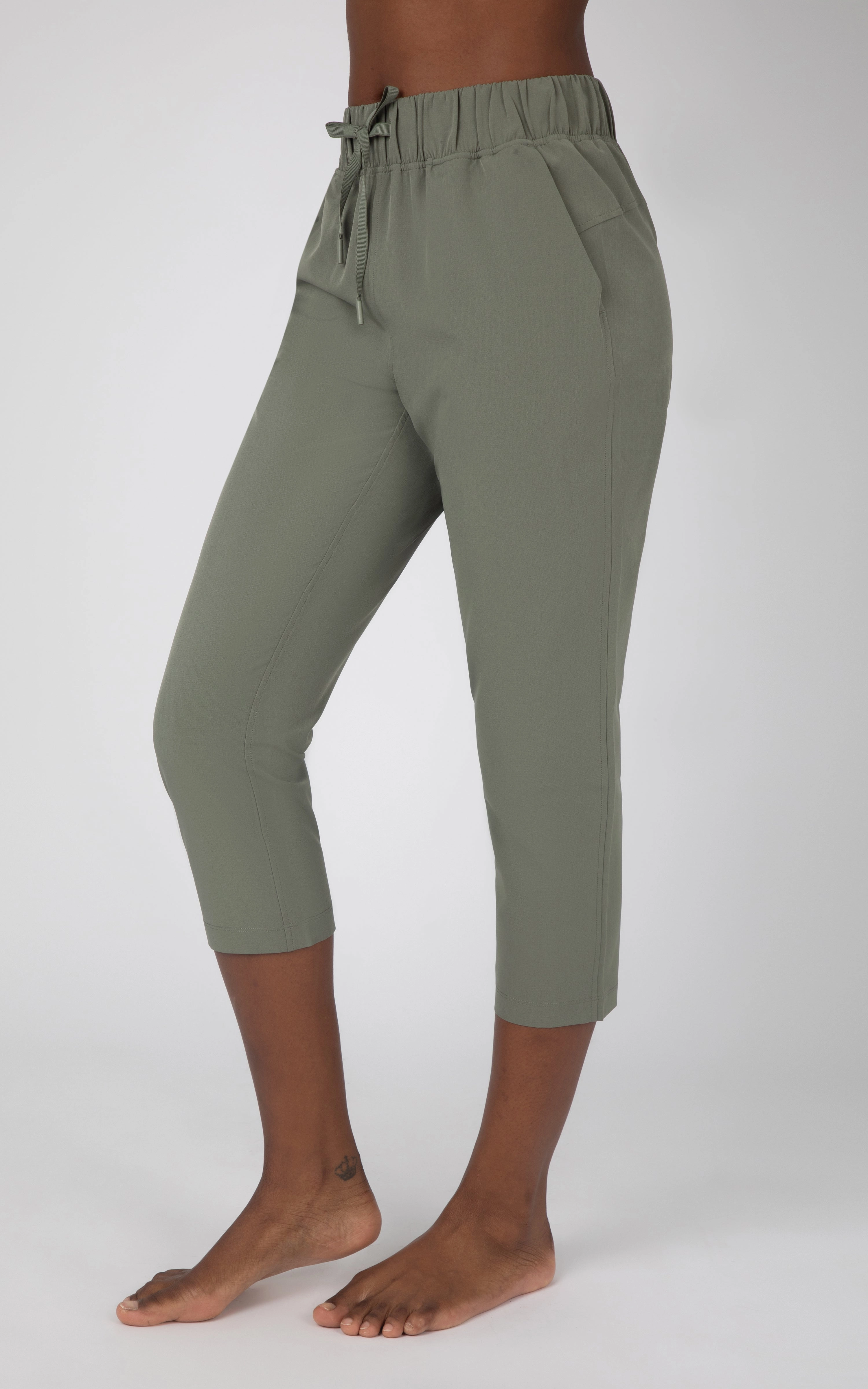 Citylite Woven Travel Capri