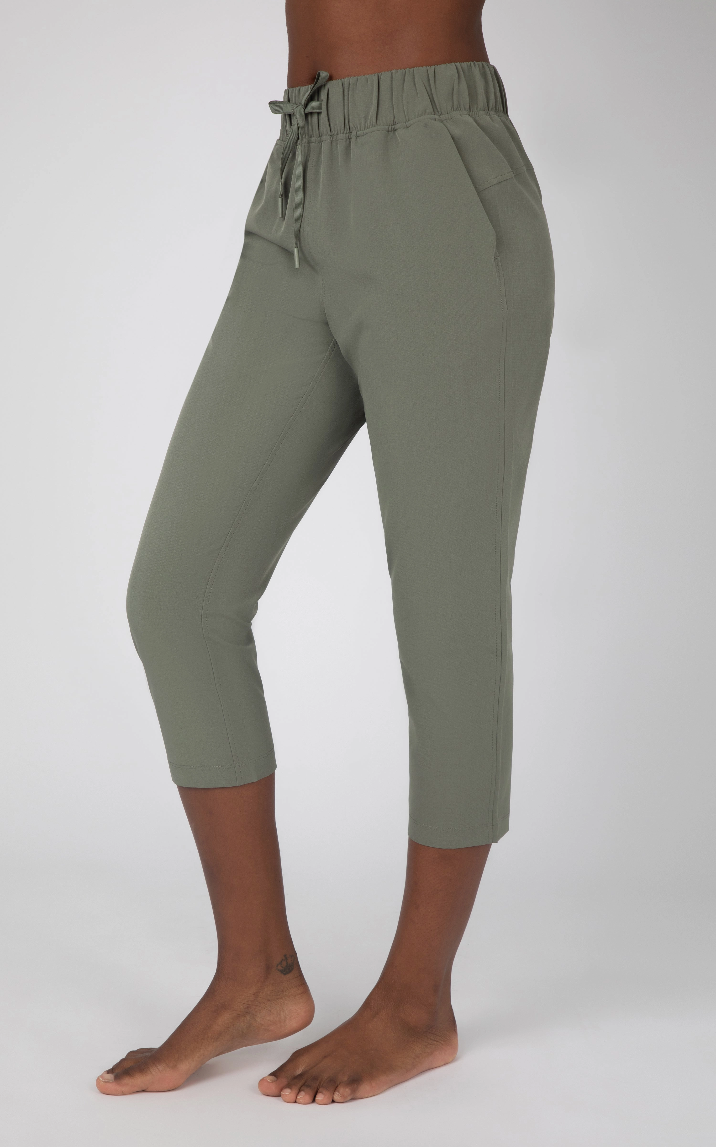 Citylite Woven Travel Capri