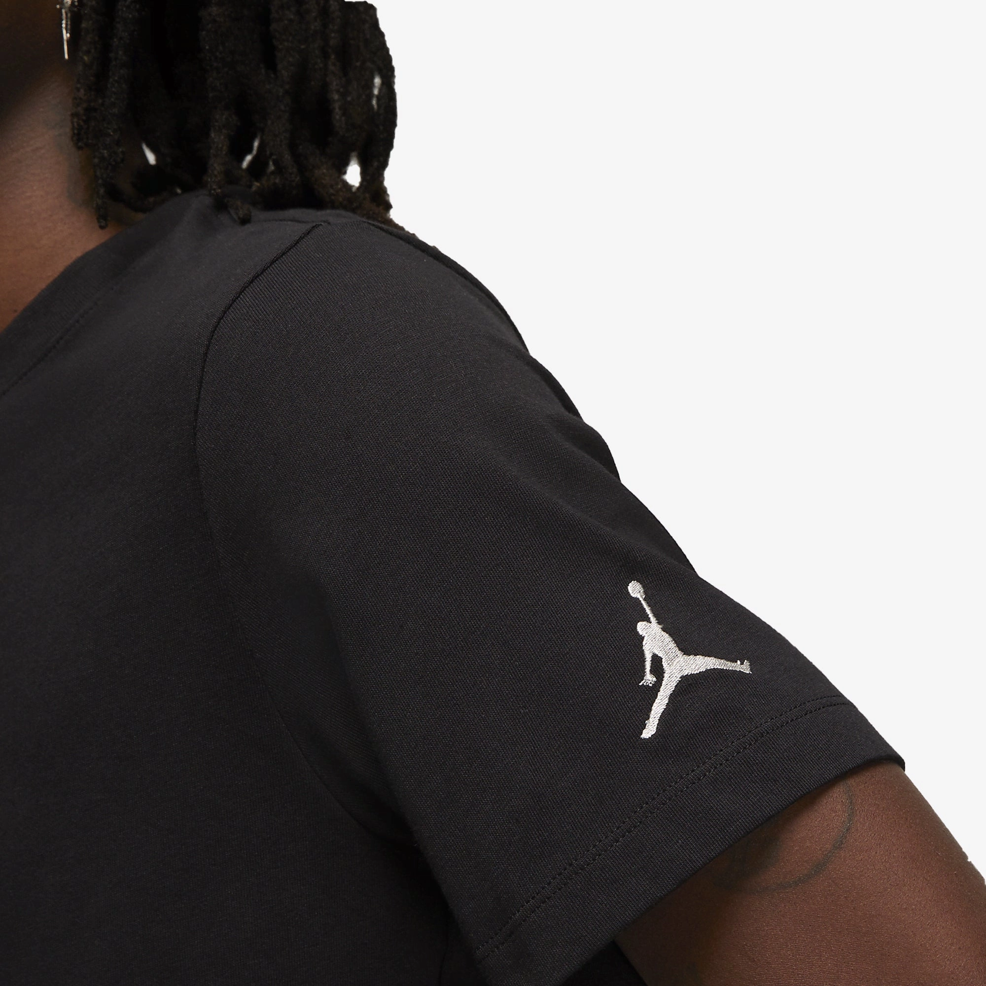 Jordan | AIR  { BLACK/SAIL