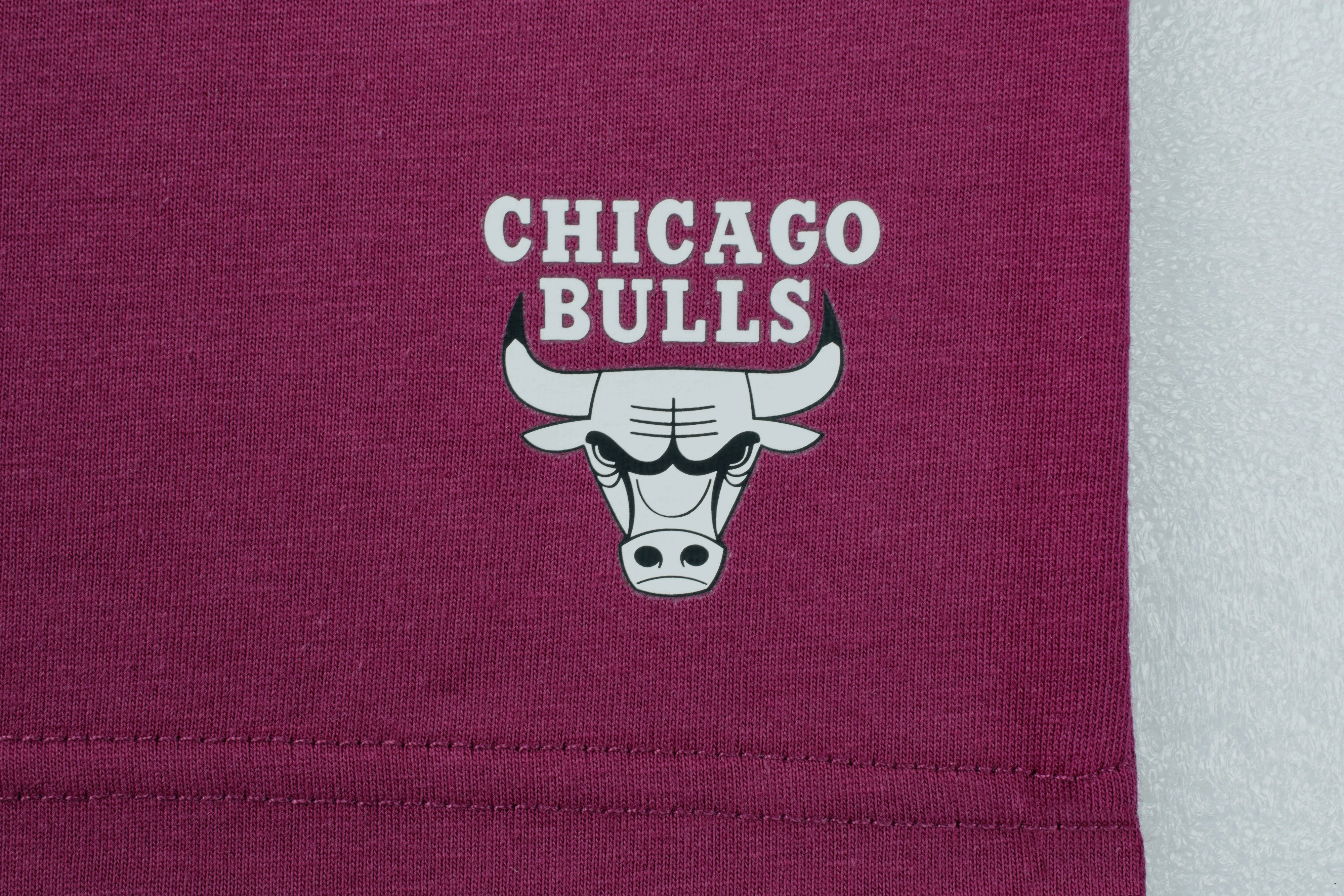NBA WORDMARK BACK PRINT LOOSE FIT T-SHIRT - Bulls
